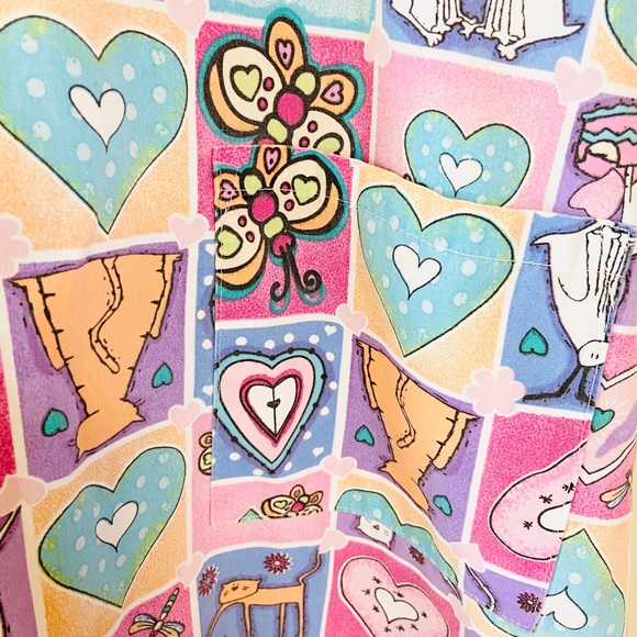 🌸 Vintage 90s nursing healthcare scrub top - Picture 2 of 4